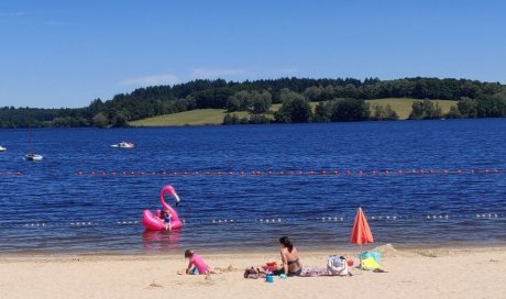 Location de  gites avec des tarifs tout inclus au pied du lac de Vassivière