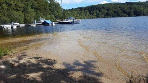 location gites au bord du Lac de Vassivière 